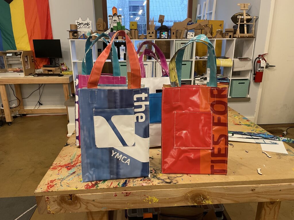 Agency project of tote bags